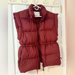 Wilfred Aritzia
The Chalet Puffer Vest. Small.